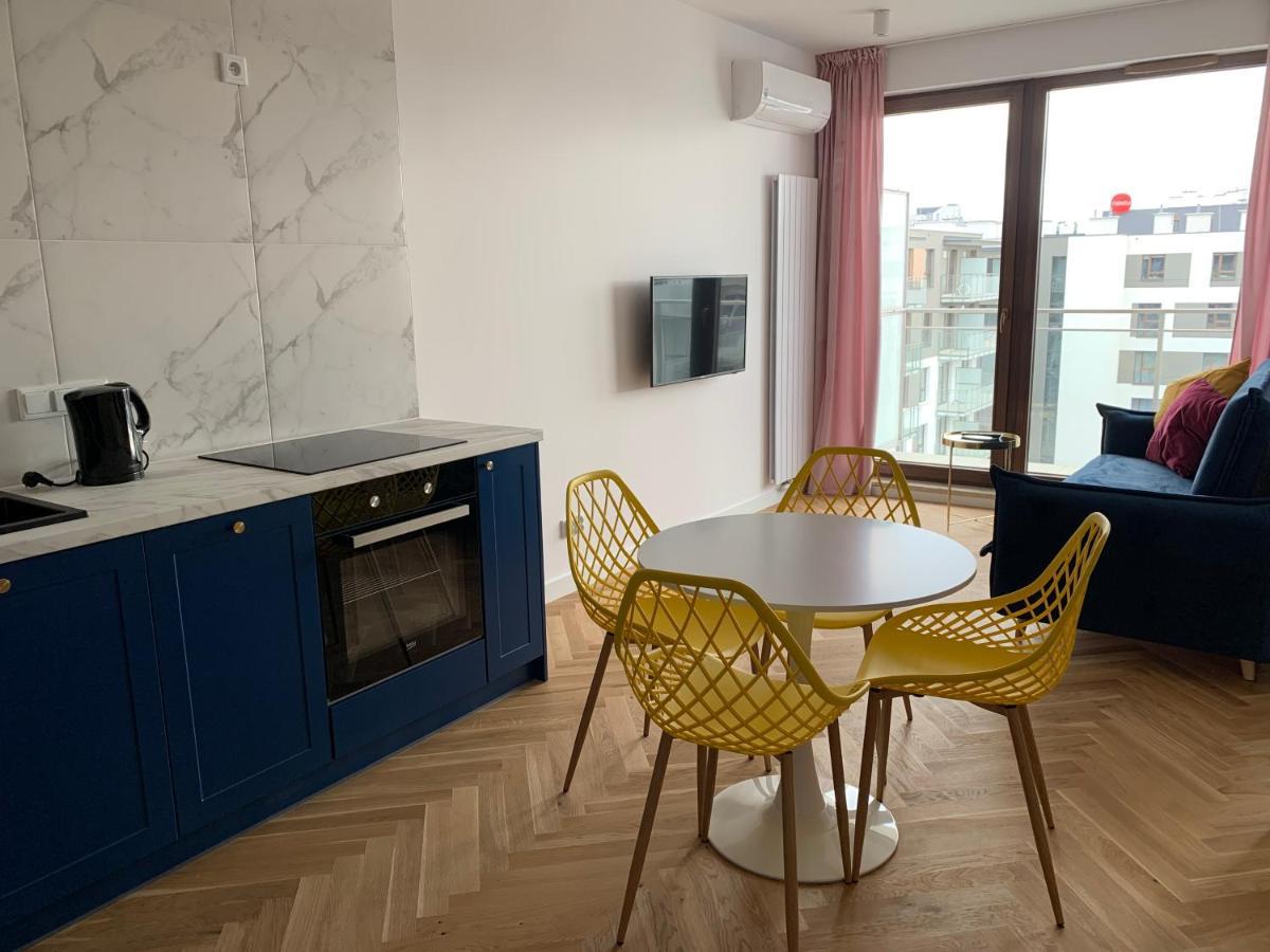 Apartamenty Wola Goleszowska Varsavia Esterno foto