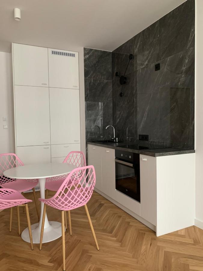 Apartamenty Wola Goleszowska Varsavia Esterno foto